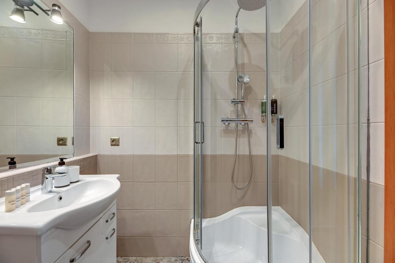 Chlebnicka Apartments In Main Old Town By Downtown Apartments Gdansk Ngoại thất bức ảnh